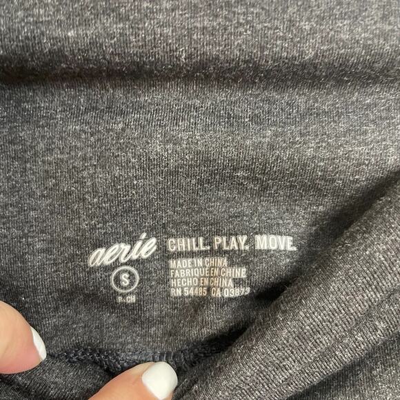 Aerie Heathered Gray High Waisted Flower Cut Out Leggings - Picture 4 of 8